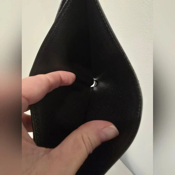 Louis Vuitton Epi Leather Bifold with change pocket (black) - Picture 6 of 12